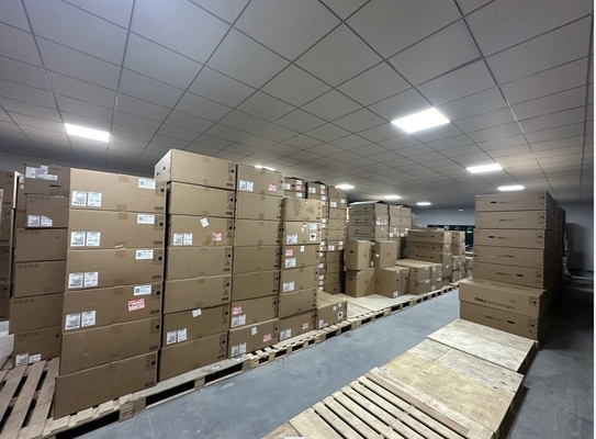 Dell PowerEdge T550 Intel Xeon Tower Server server rack 2.1GHz in magazzino pronto per la spedizione